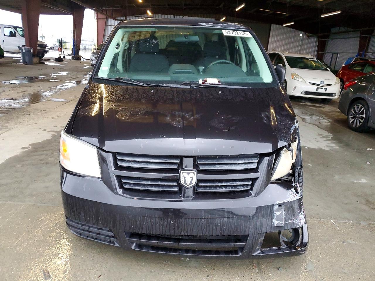 2010 DODGE GRAND CARAVAN C/V photo 5