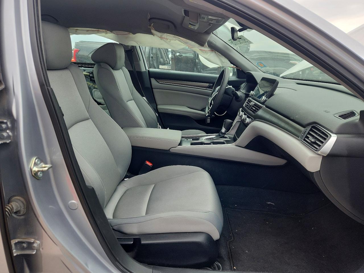 2020 HONDA ACCORD LX photo 7