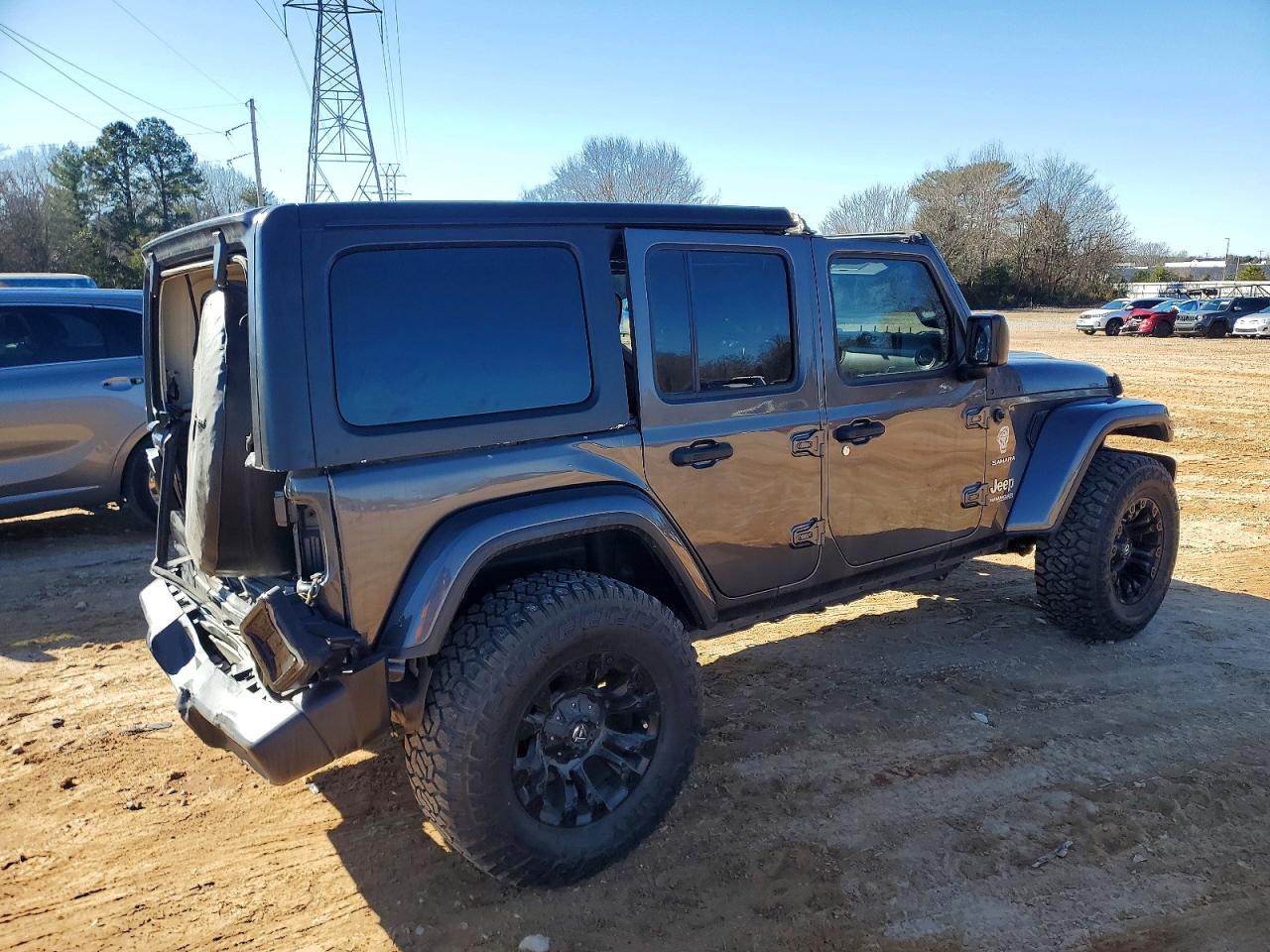 2019 JEEP WRANGLER UNLIMITED SAHARA photo 5