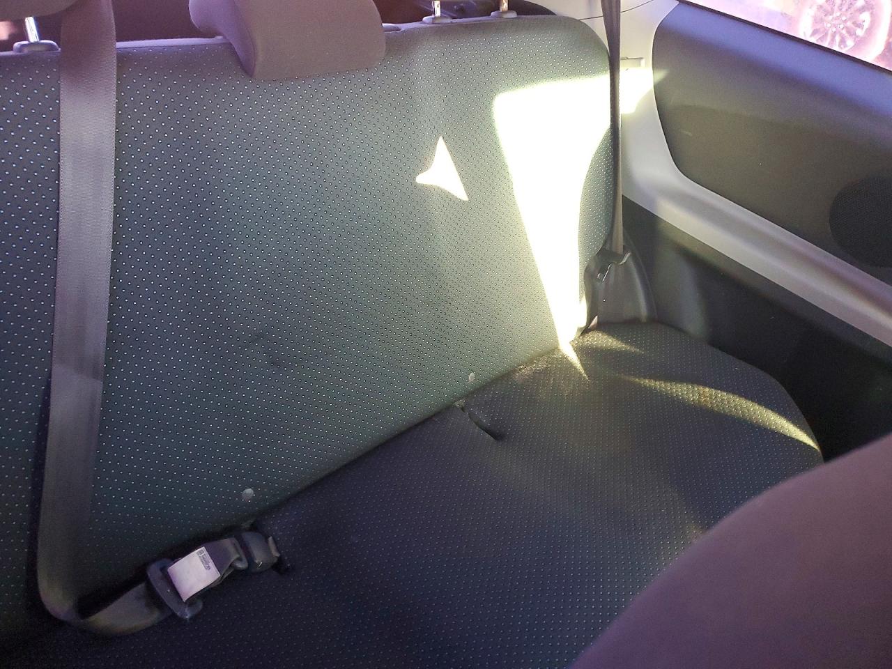 2008 TOYOTA YARIS photo 10