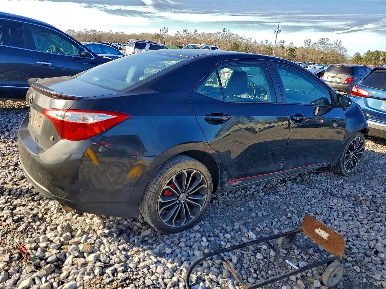 2016 TOYOTA COROLLA L photo 3