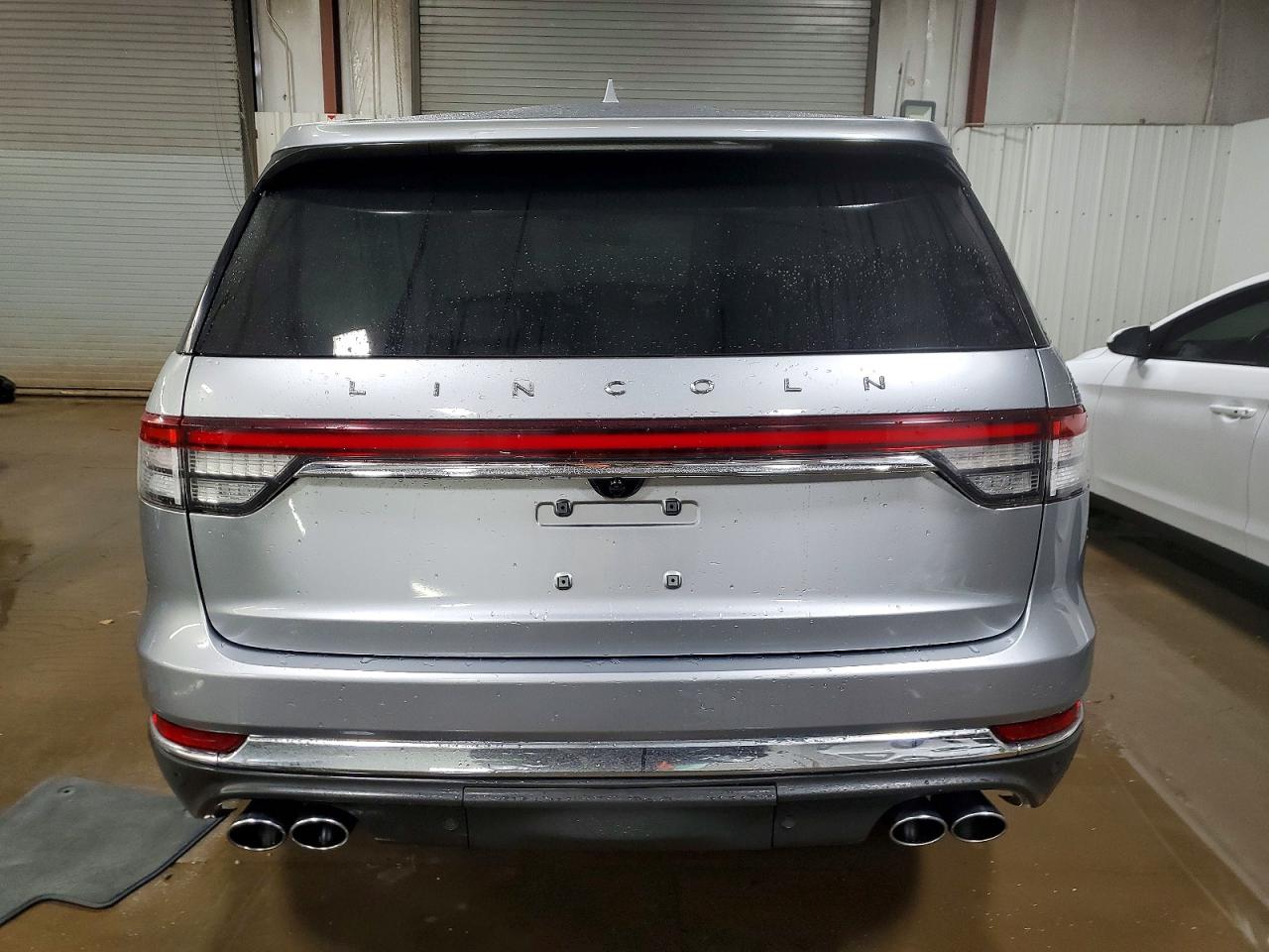 2020 LINCOLN AVIATOR RESERVE photo 6