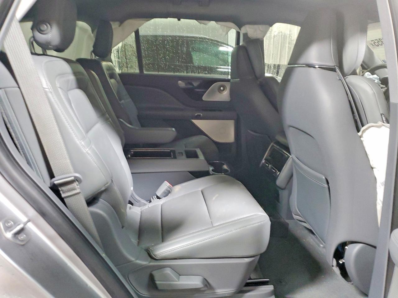 2020 LINCOLN AVIATOR RESERVE photo 10