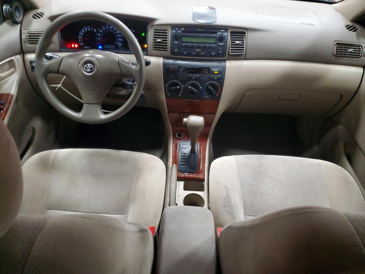 2005 TOYOTA COROLLA CE photo 8