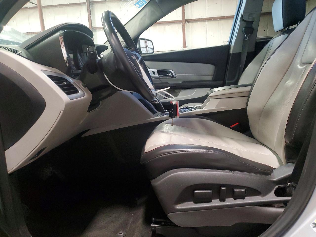 2015 GMC TERRAIN SLT photo 7