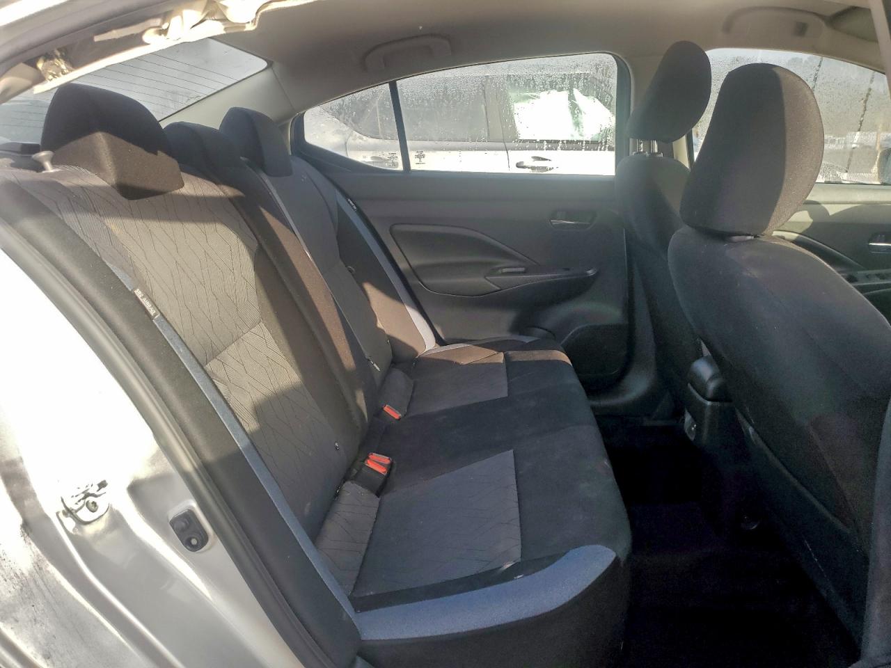 2024 NISSAN VERSA SV photo 10