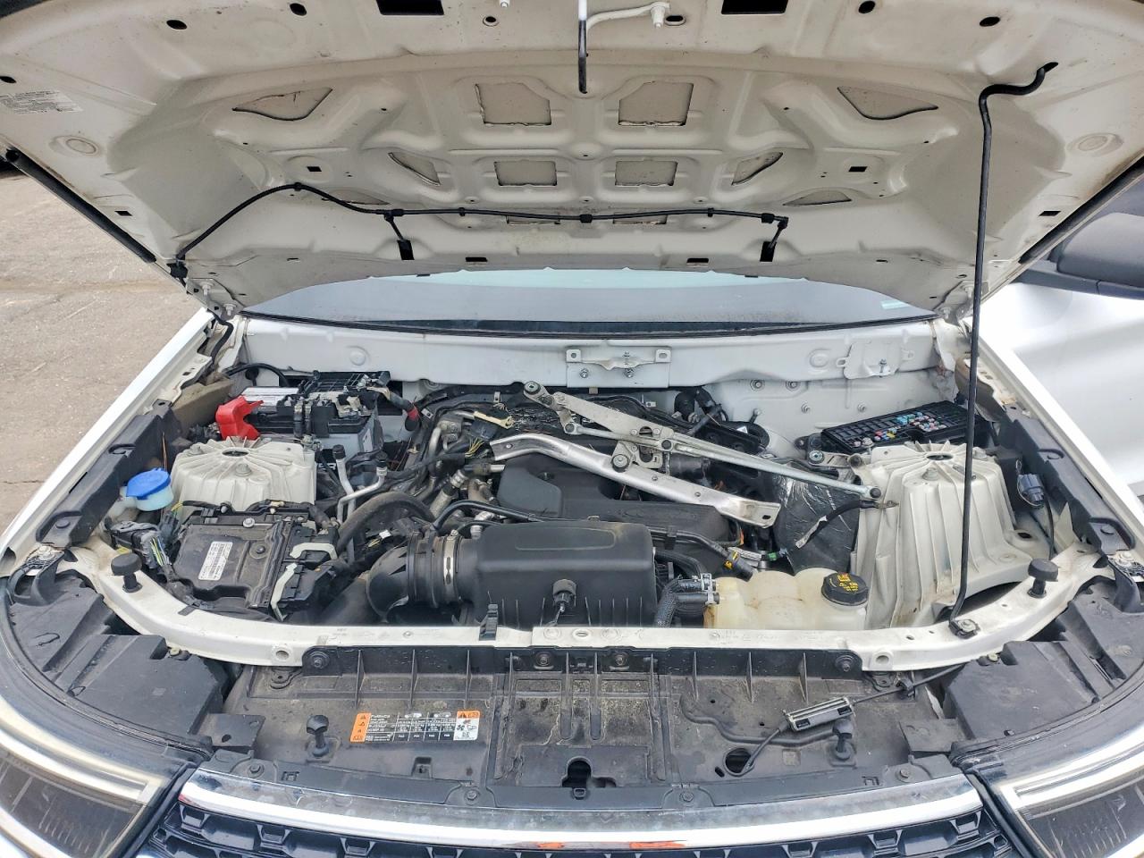 2020 FORD EXPLORER XLT photo 12