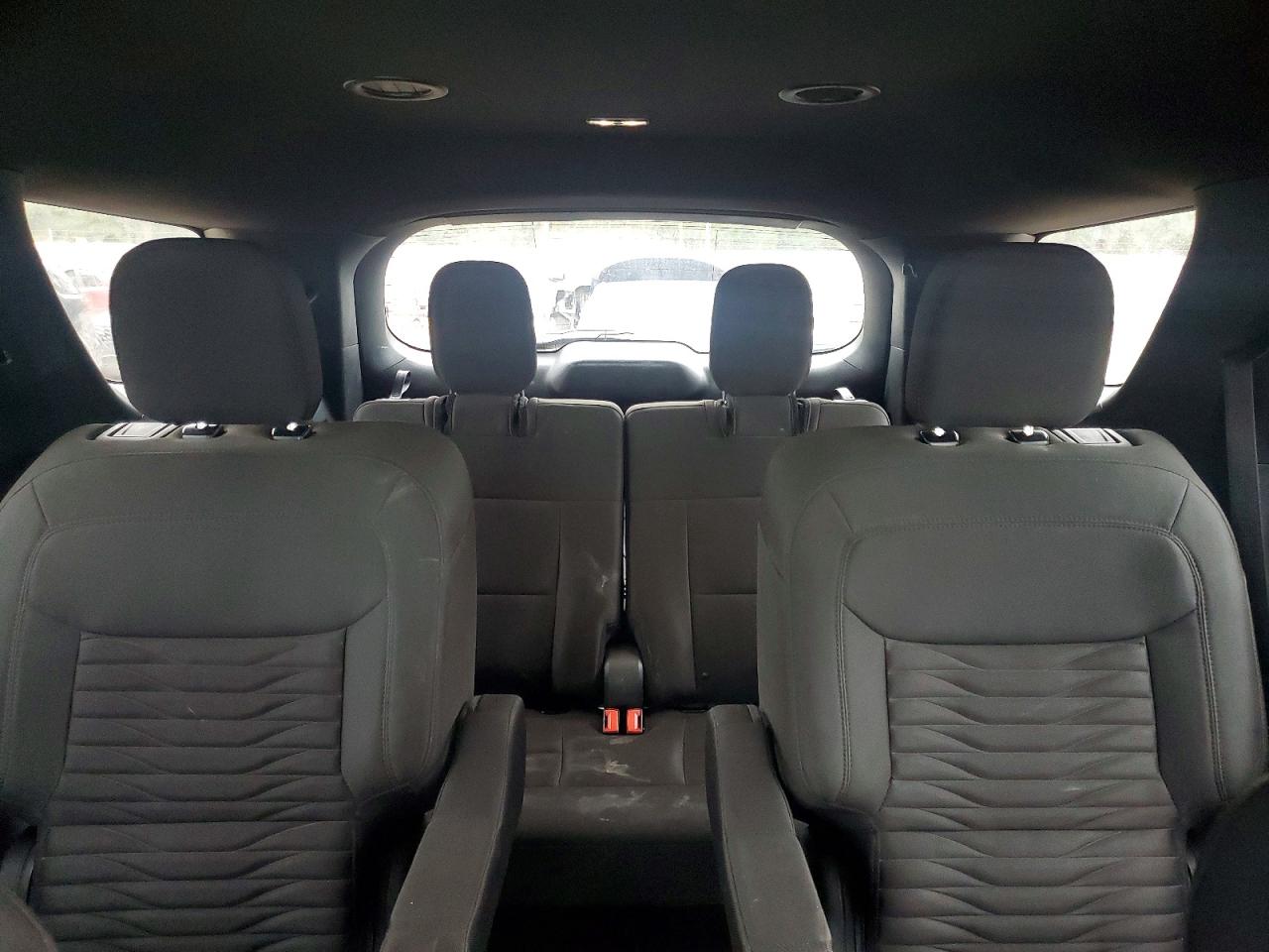 2020 FORD EXPLORER XLT photo 10