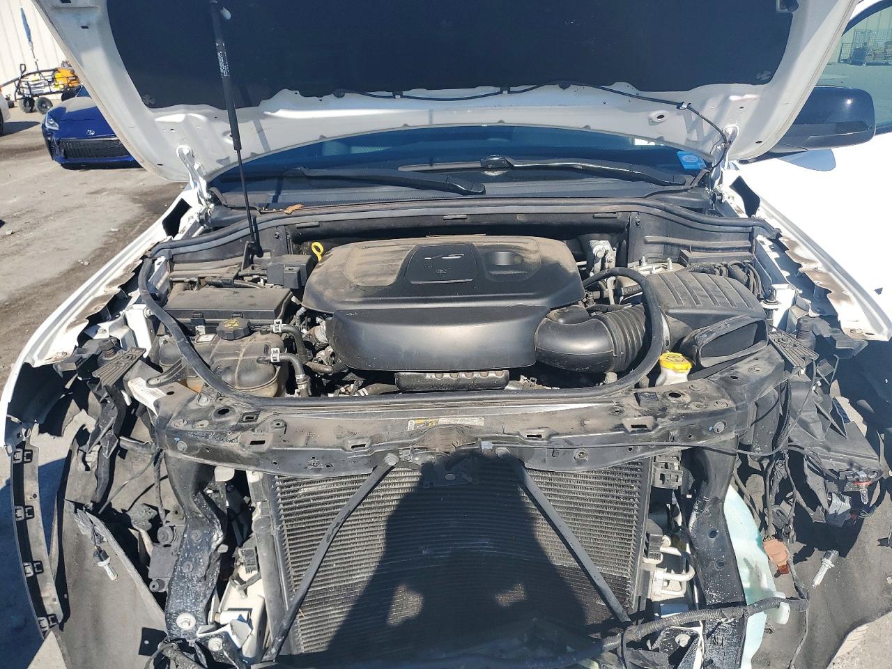 2019 JEEP GRAND CHEROKEE LAREDO photo 12