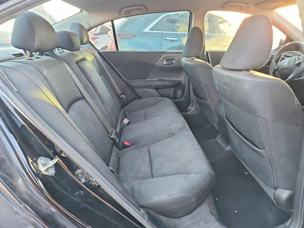 2016 HONDA ACCORD LX photo 10