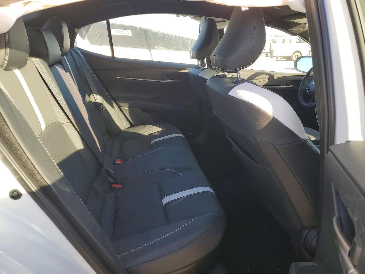 2025 TOYOTA CAMRY SE photo 10
