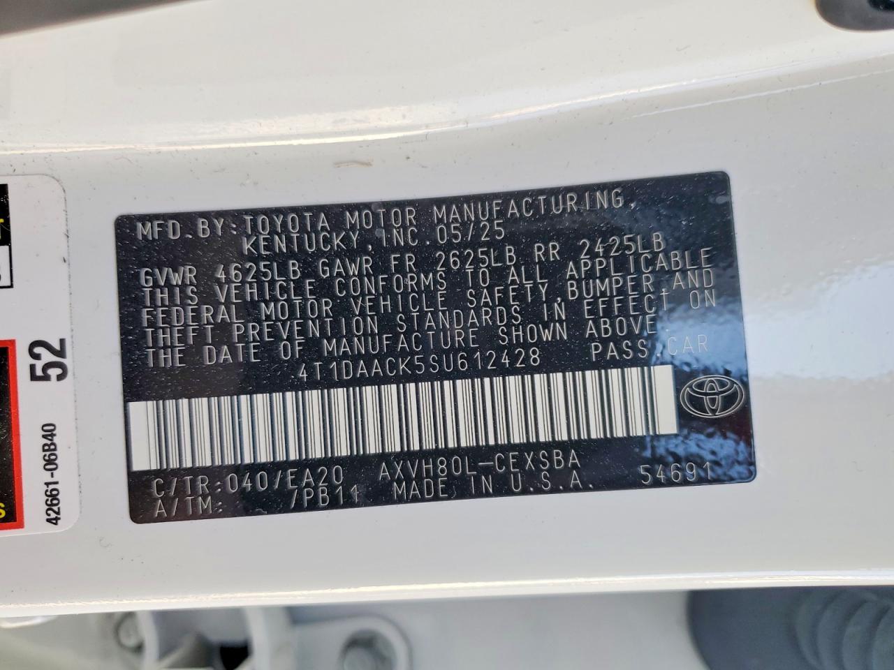 2025 TOYOTA CAMRY SE photo 12