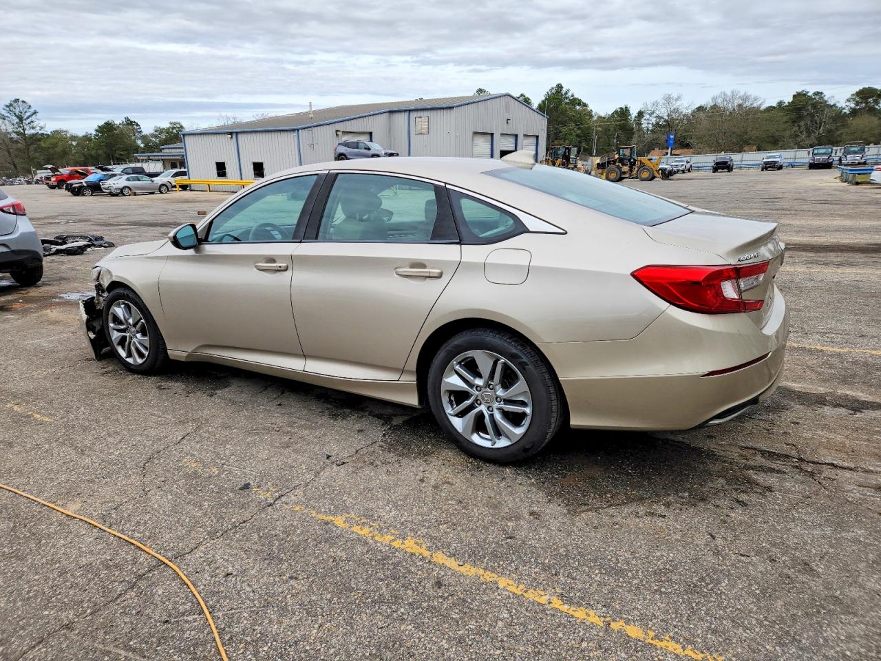 2018 HONDA ACCORD LX photo 2