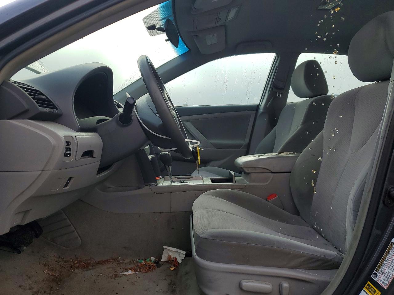 2010 TOYOTA CAMRY BASE photo 7