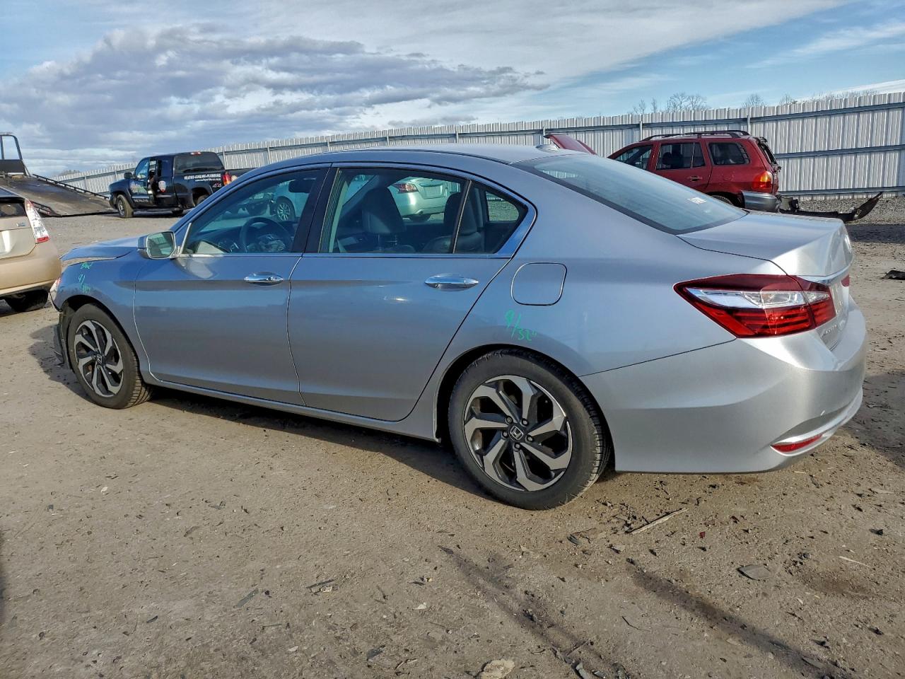 2016 HONDA ACCORD EXL photo 2