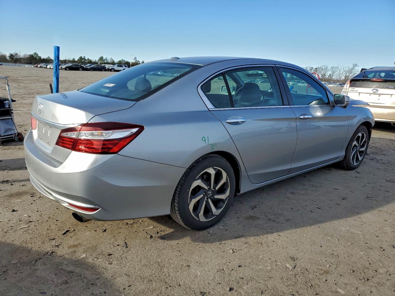 2016 HONDA ACCORD EXL photo 3