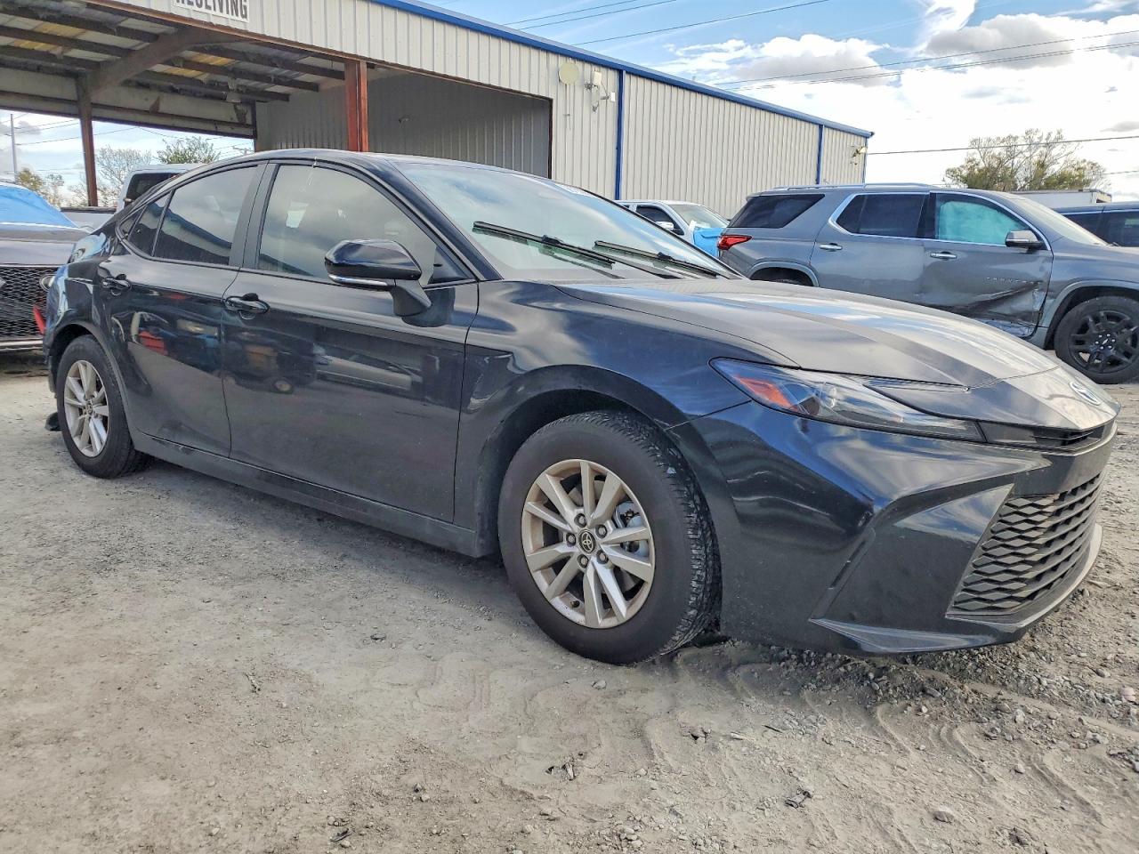 2025 TOYOTA CAMRY XSE photo 4