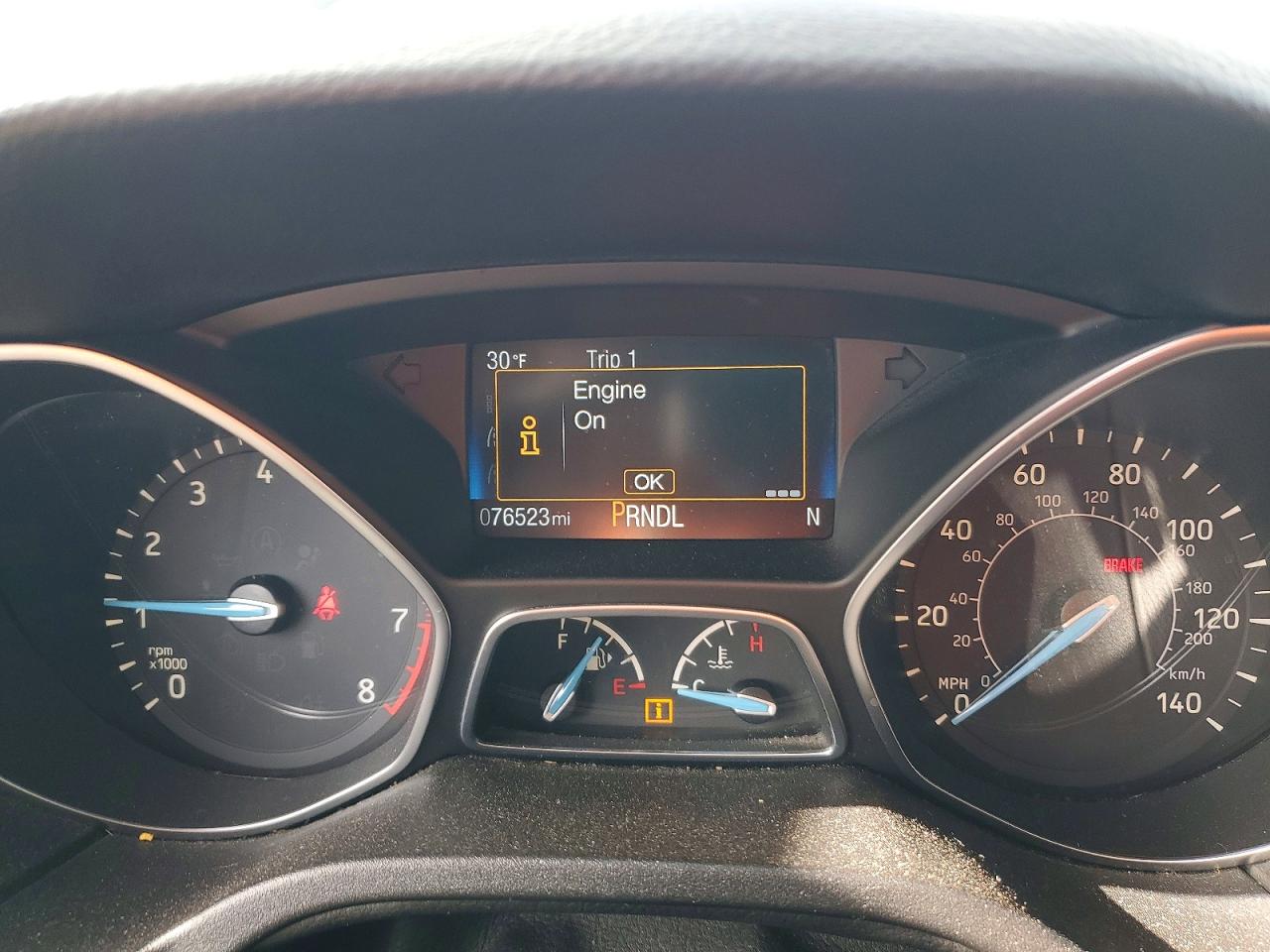 2017 FORD FOCUS photo 9