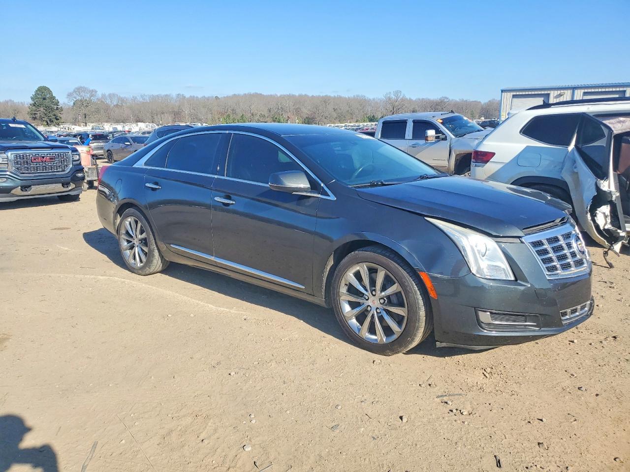 2014 CADILLAC XTS photo 4