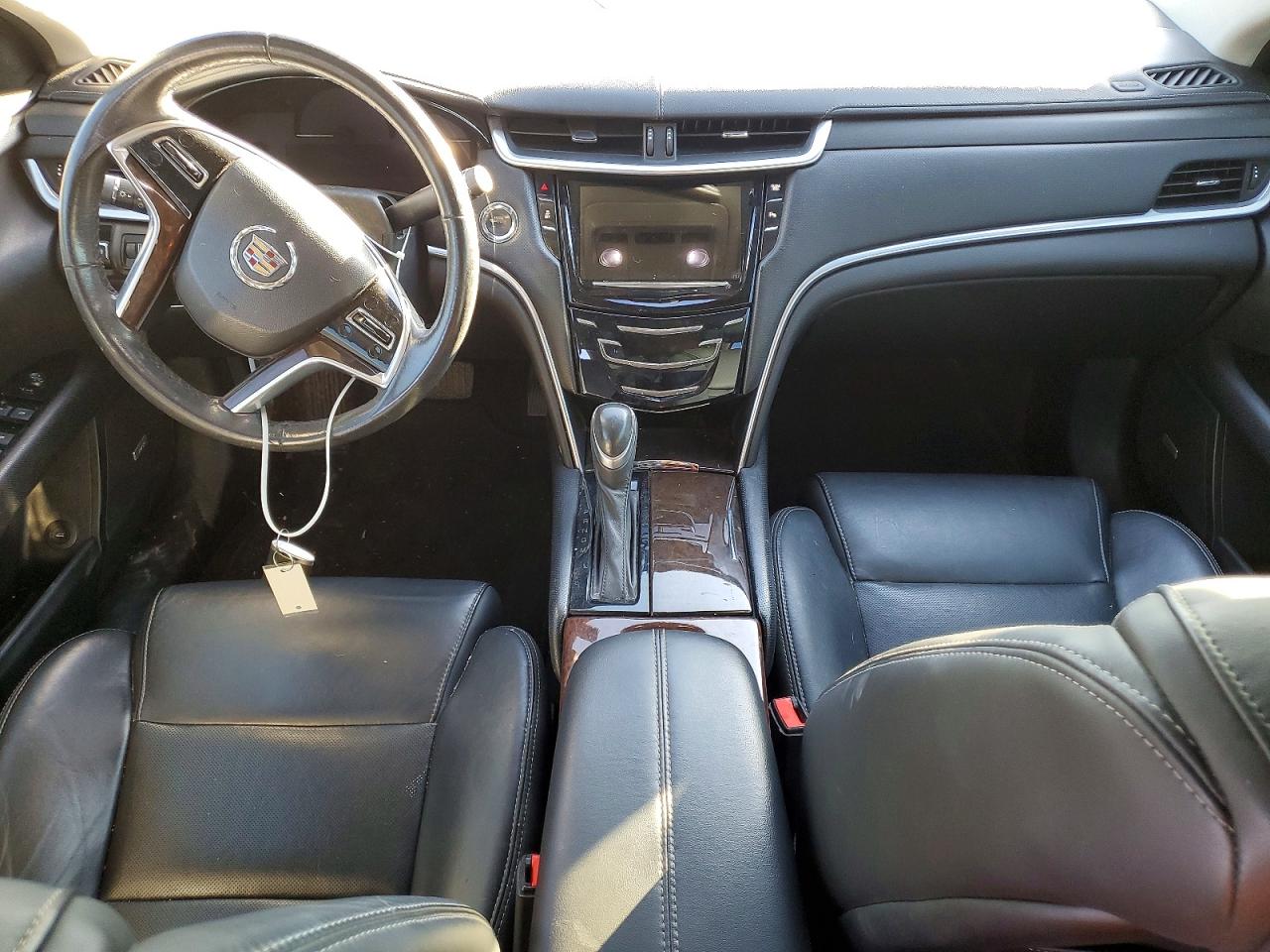 2014 CADILLAC XTS photo 8