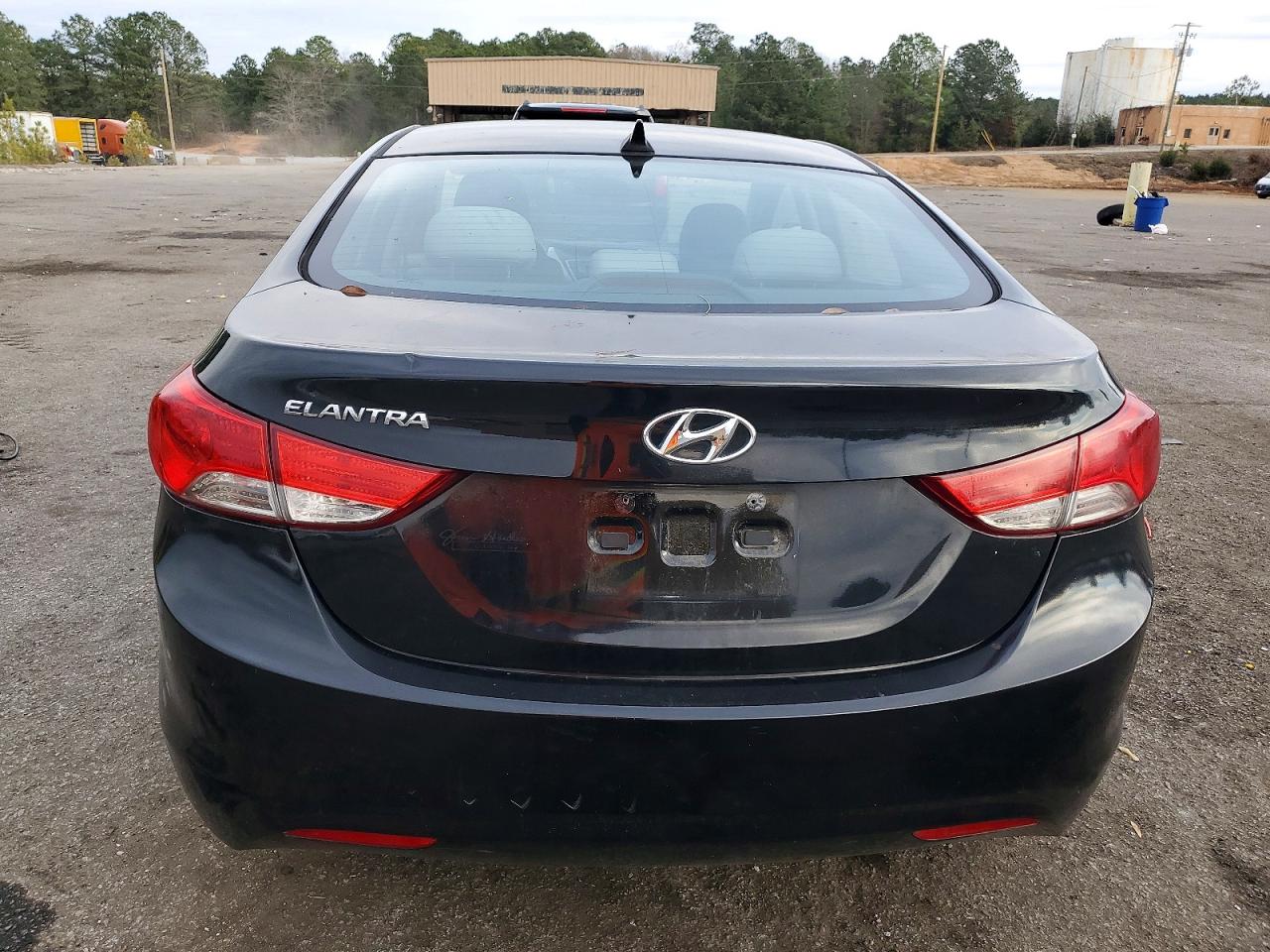 2013 HYUNDAI ELANTRA GLS photo 6