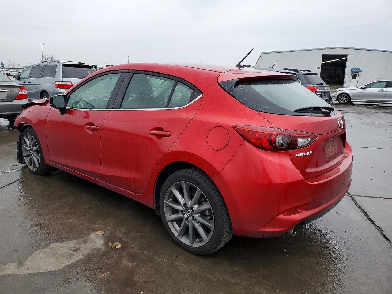 2018 MAZDA 3 TOURING photo 2