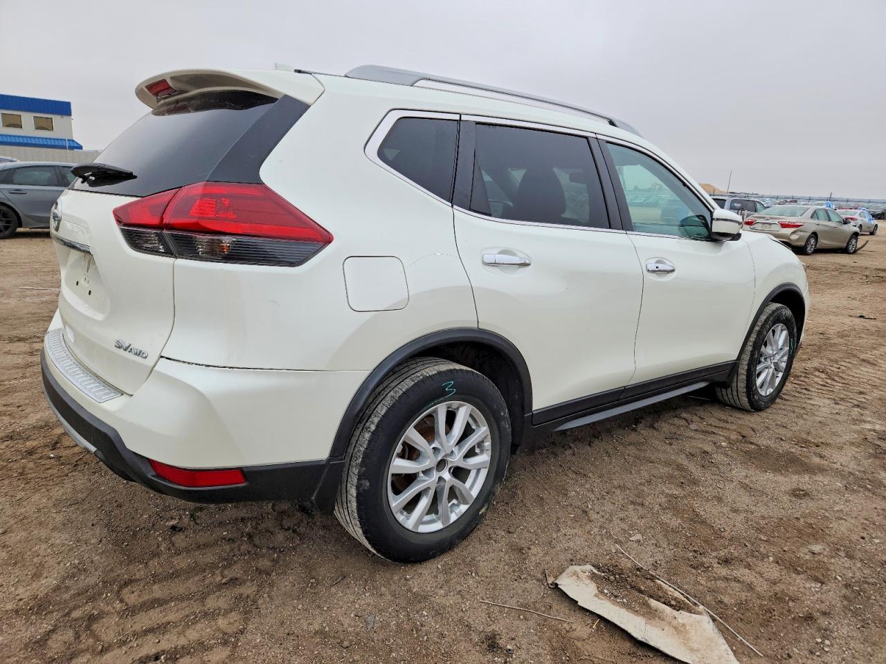 2018 NISSAN ROGUE S photo 3