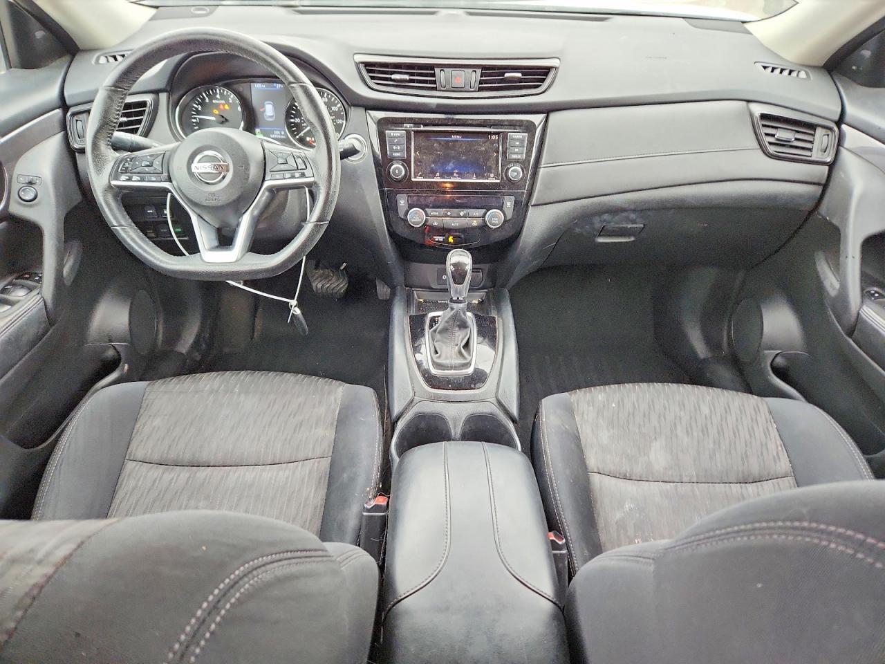 2018 NISSAN ROGUE S photo 8