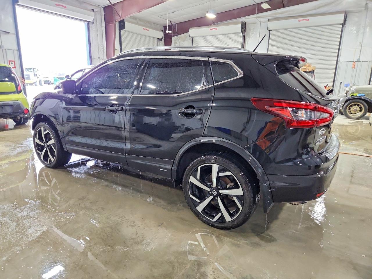 2020 NISSAN ROGUE SPORT SL photo 2