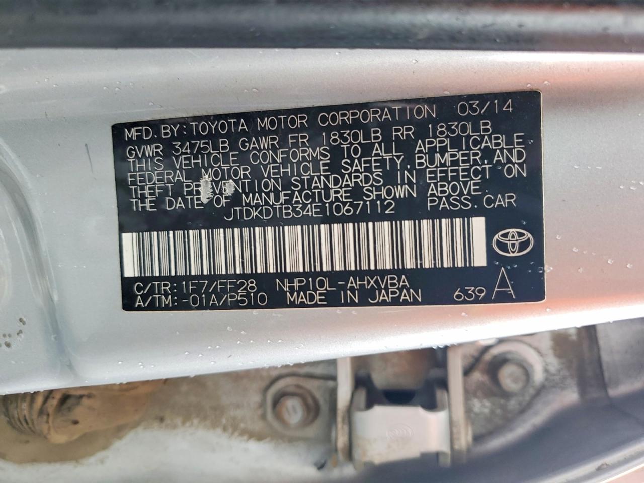 2014 TOYOTA PRIUS C photo 12