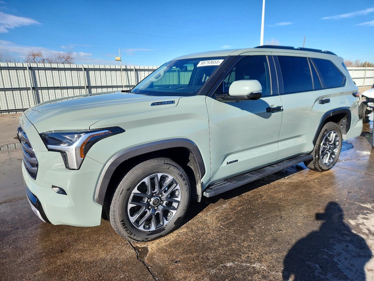2024 TOYOTA SEQUOIA