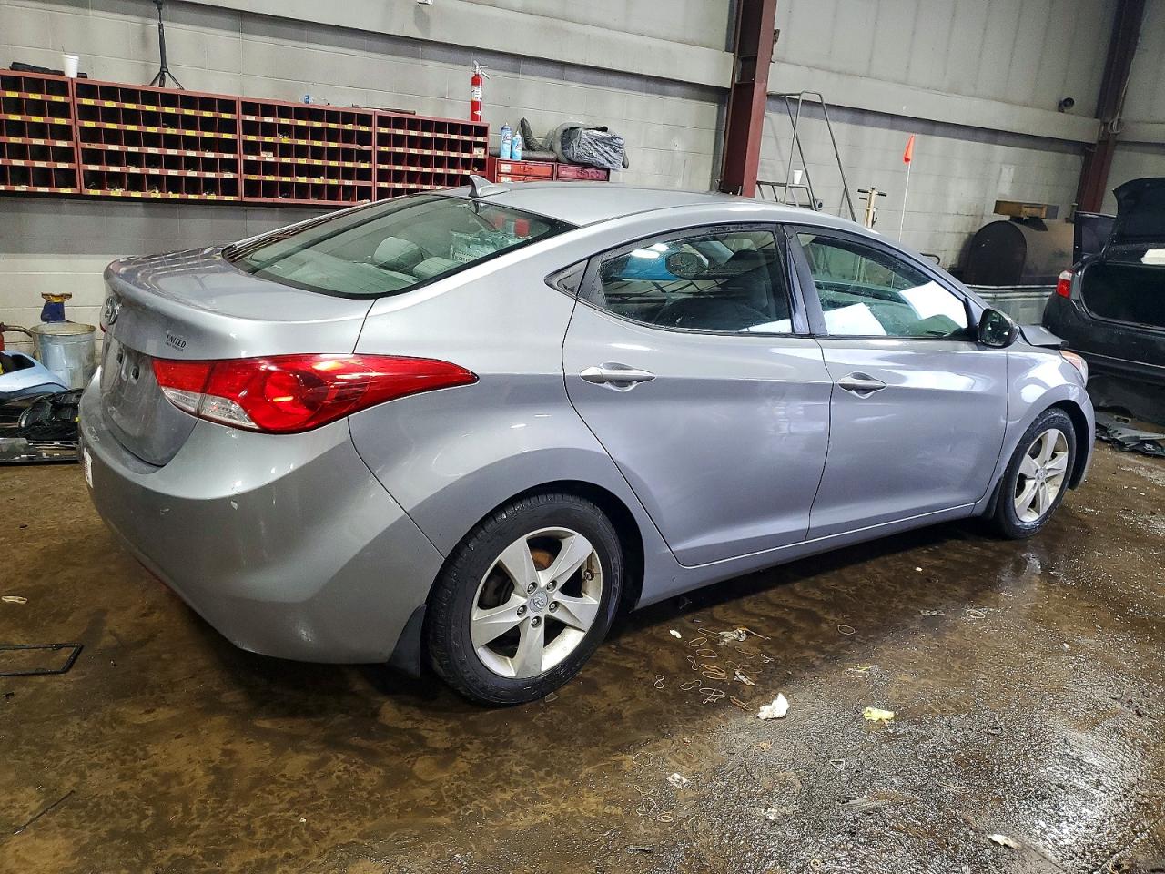 2013 HYUNDAI ELANTRA GLS photo 3