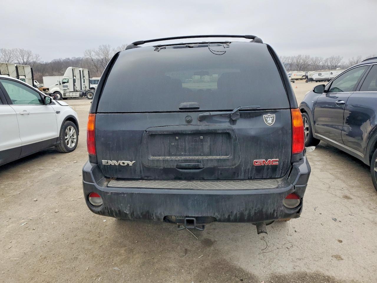 2004 GMC ENVOY photo 6