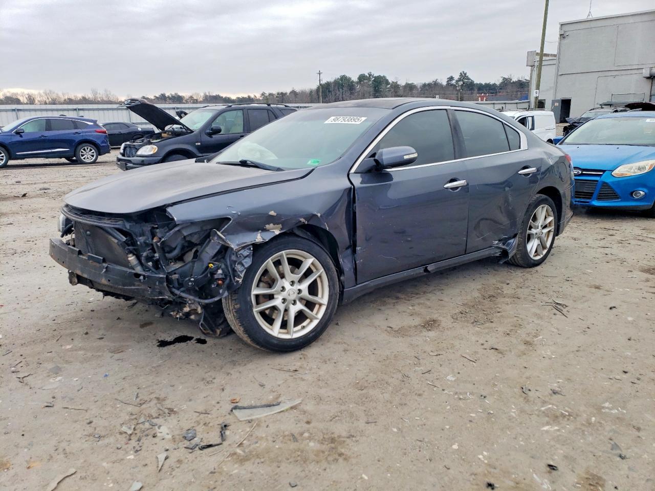 2010 NISSAN MAXIMA