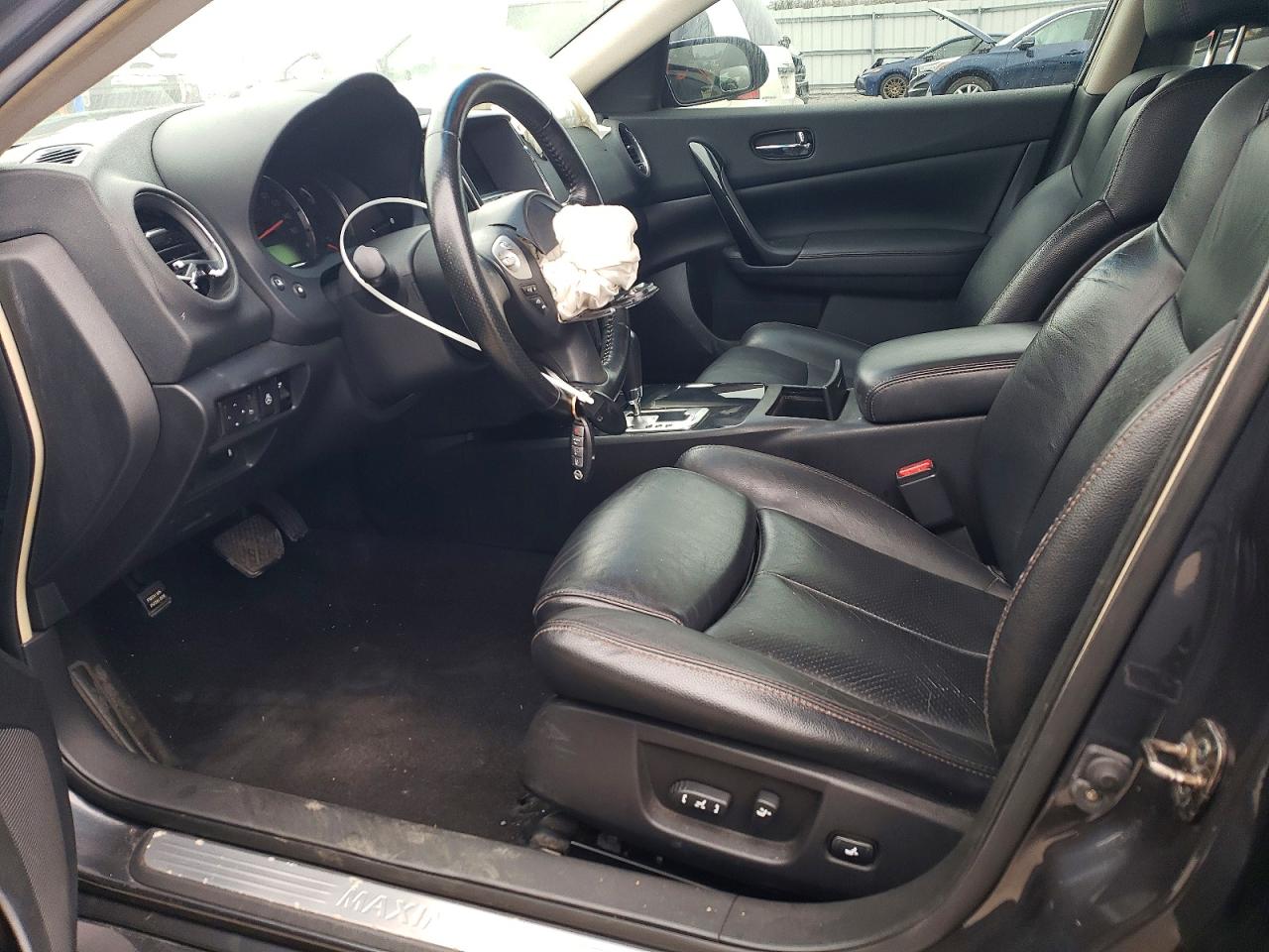 2010 NISSAN MAXIMA S photo 7