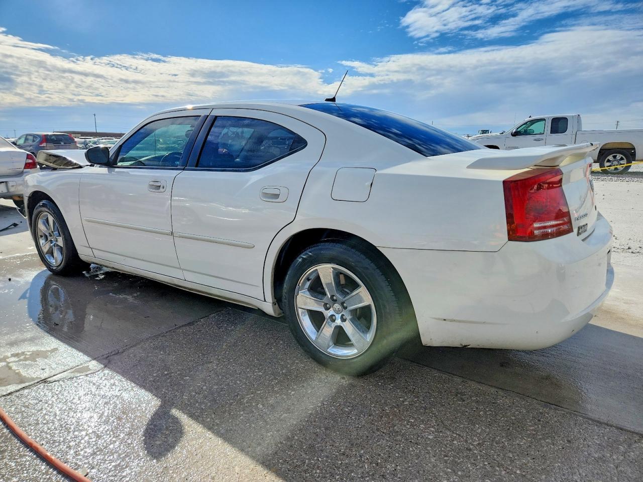 2008 DODGE CHARGER SXT photo 2