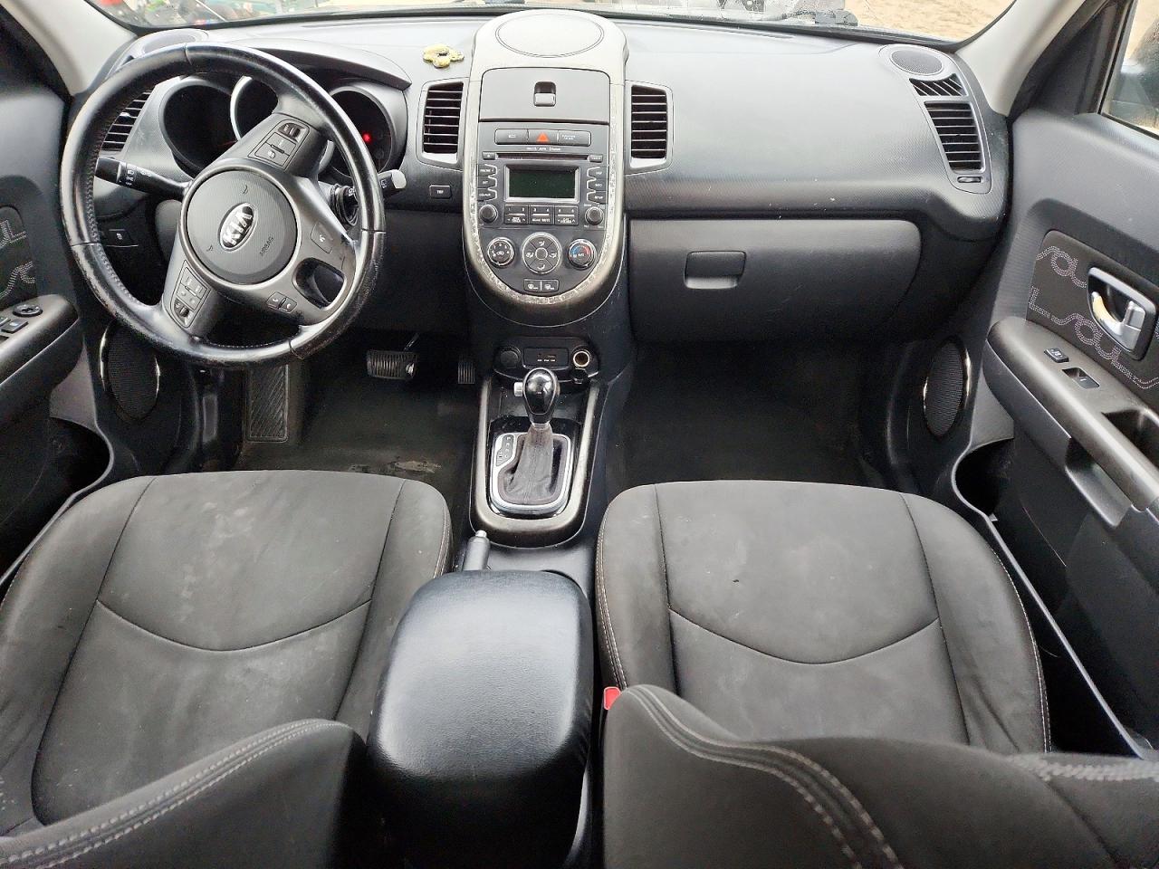 2013 KIA SOUL + photo 8