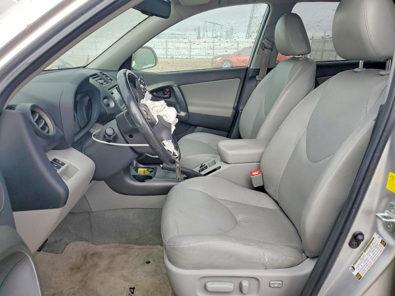2010 TOYOTA RAV4 LIMITED photo 7