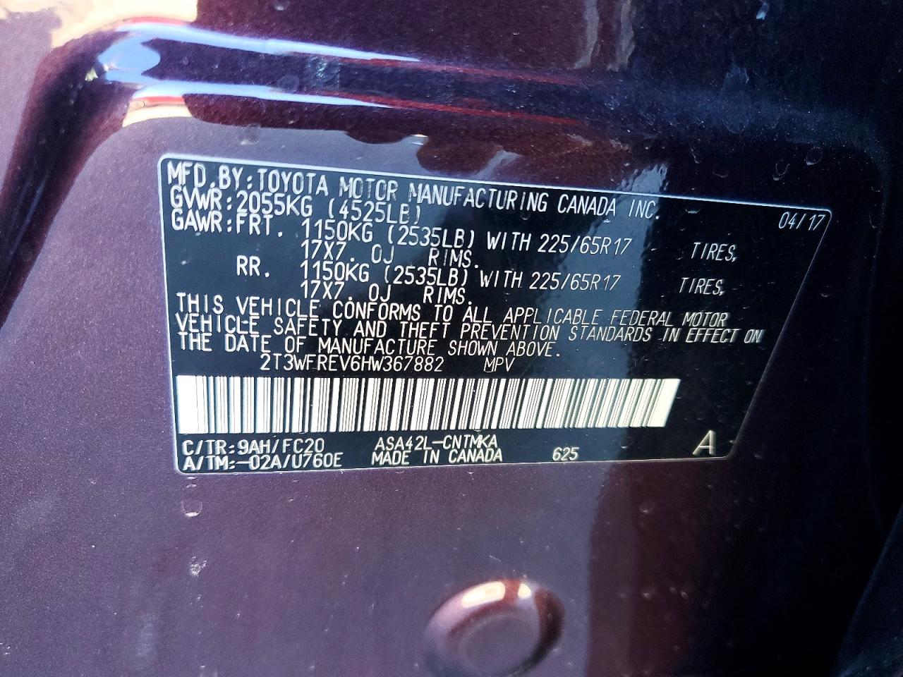2017 TOYOTA RAV4 XLE photo 25