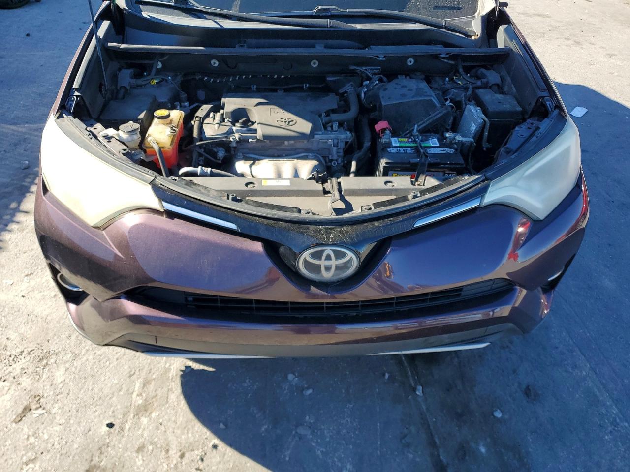 2017 TOYOTA RAV4 XLE photo 23