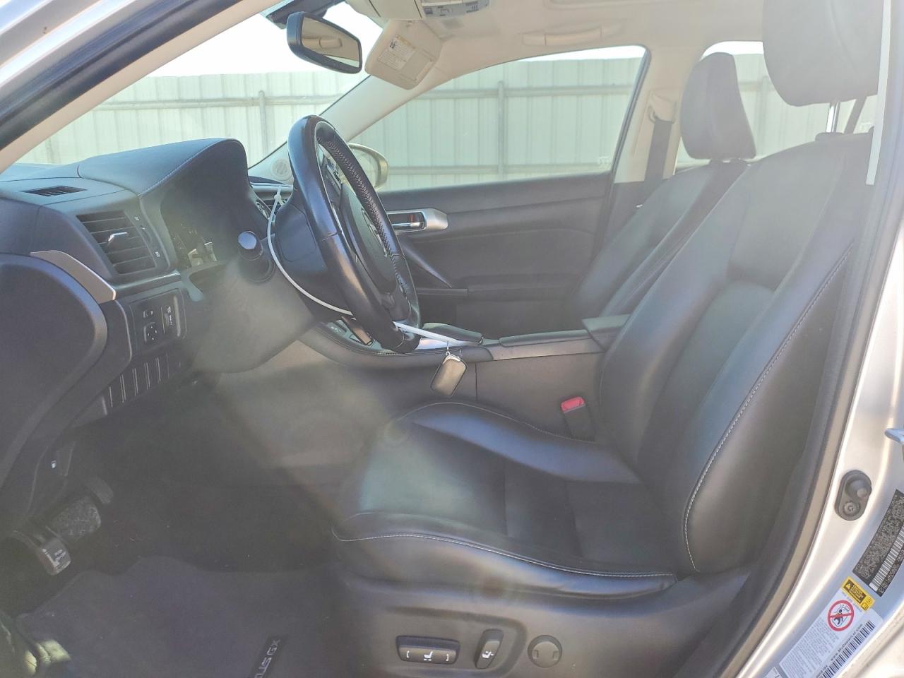 2015 LEXUS CT 200 photo 7