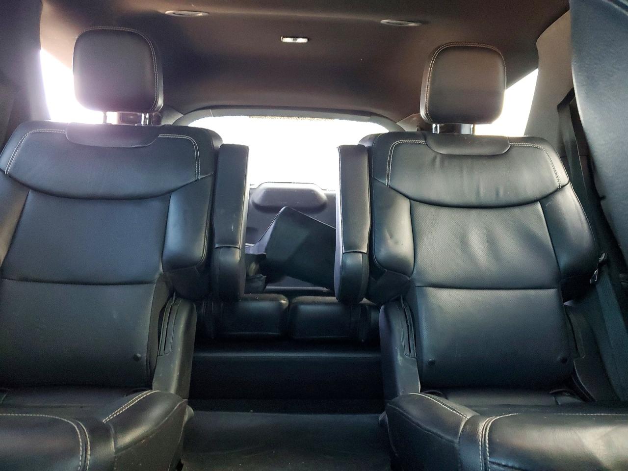 2021 FORD EXPLORER ST photo 10