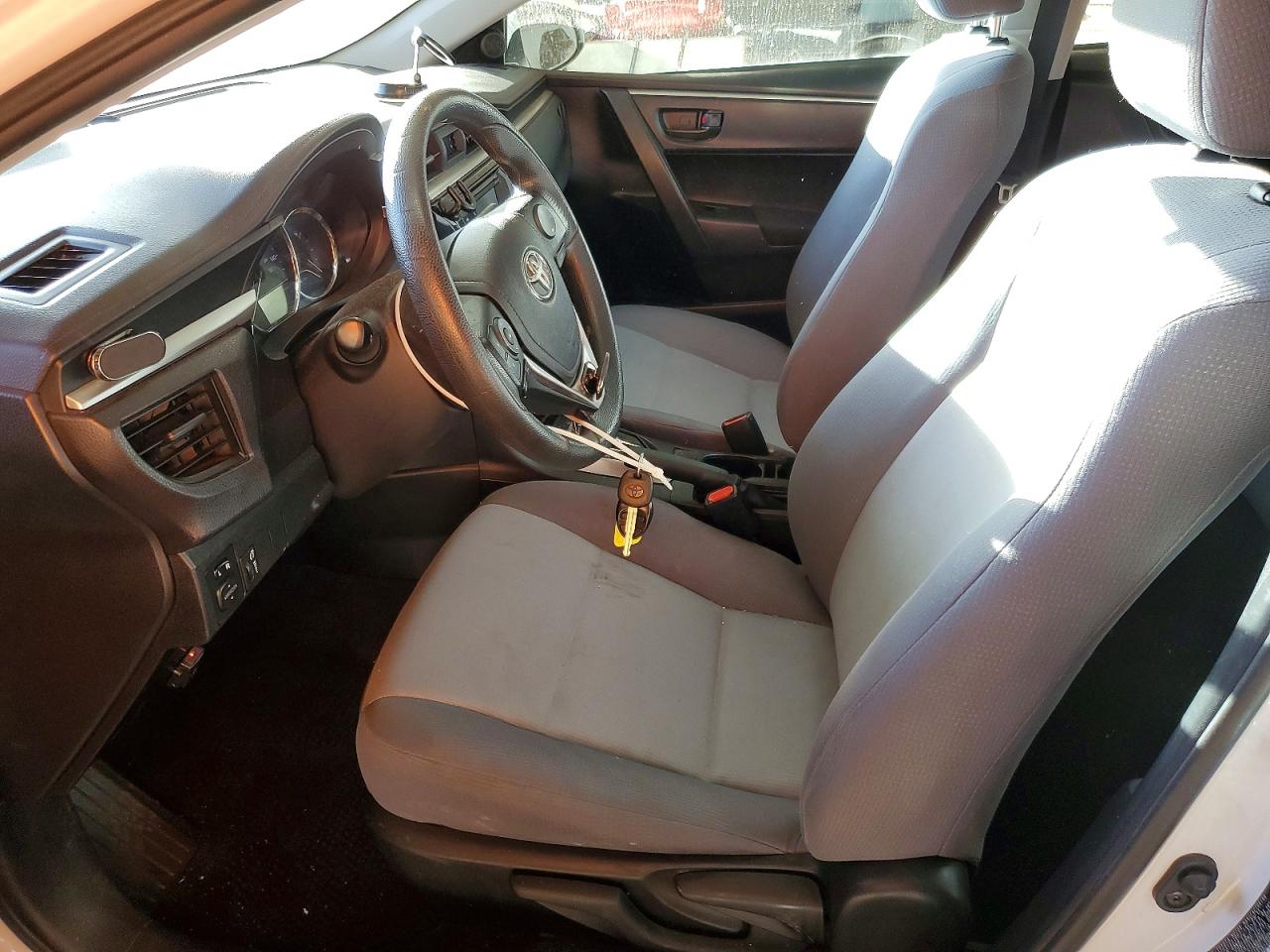 2016 TOYOTA COROLLA L photo 7