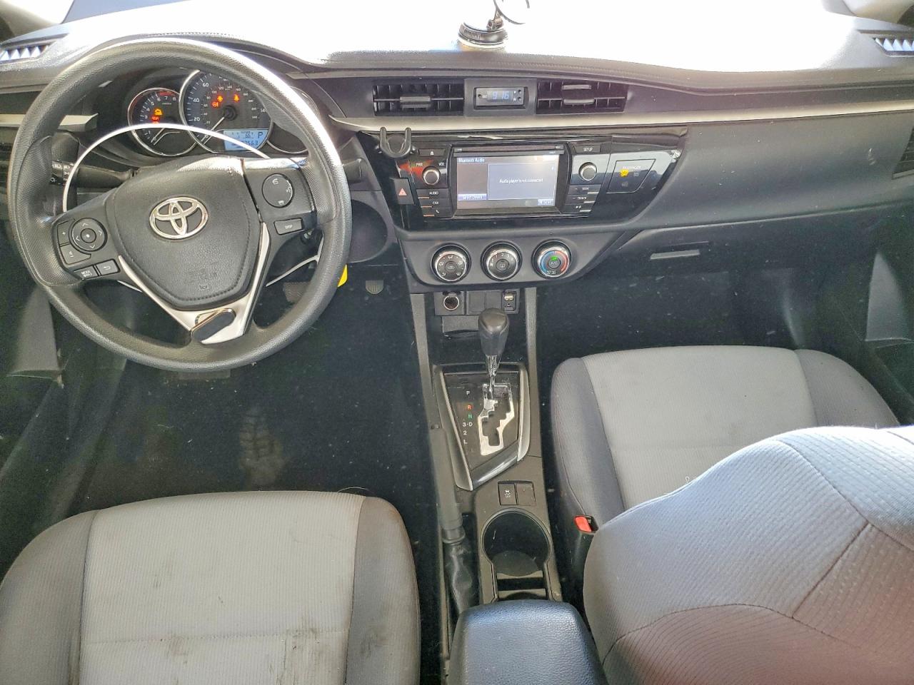 2016 TOYOTA COROLLA L photo 8