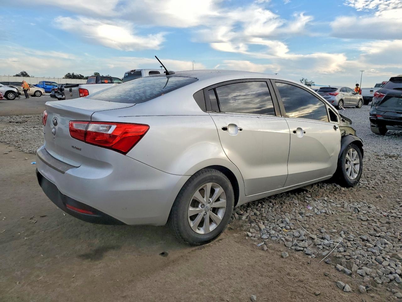 2013 KIA RIO EX photo 3