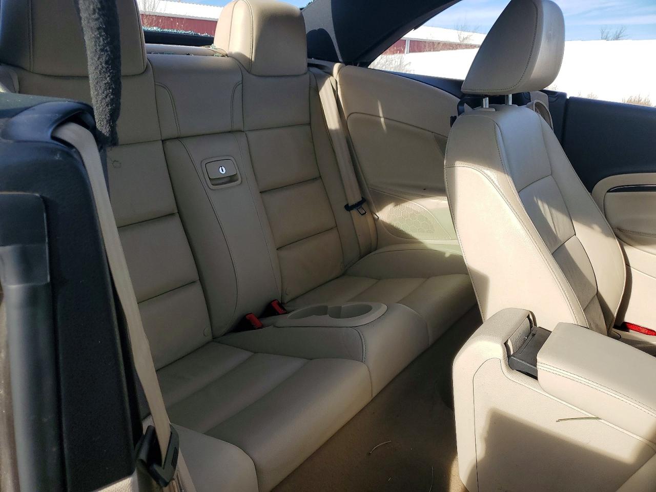 2013 VOLKSWAGEN EOS LUX photo 10