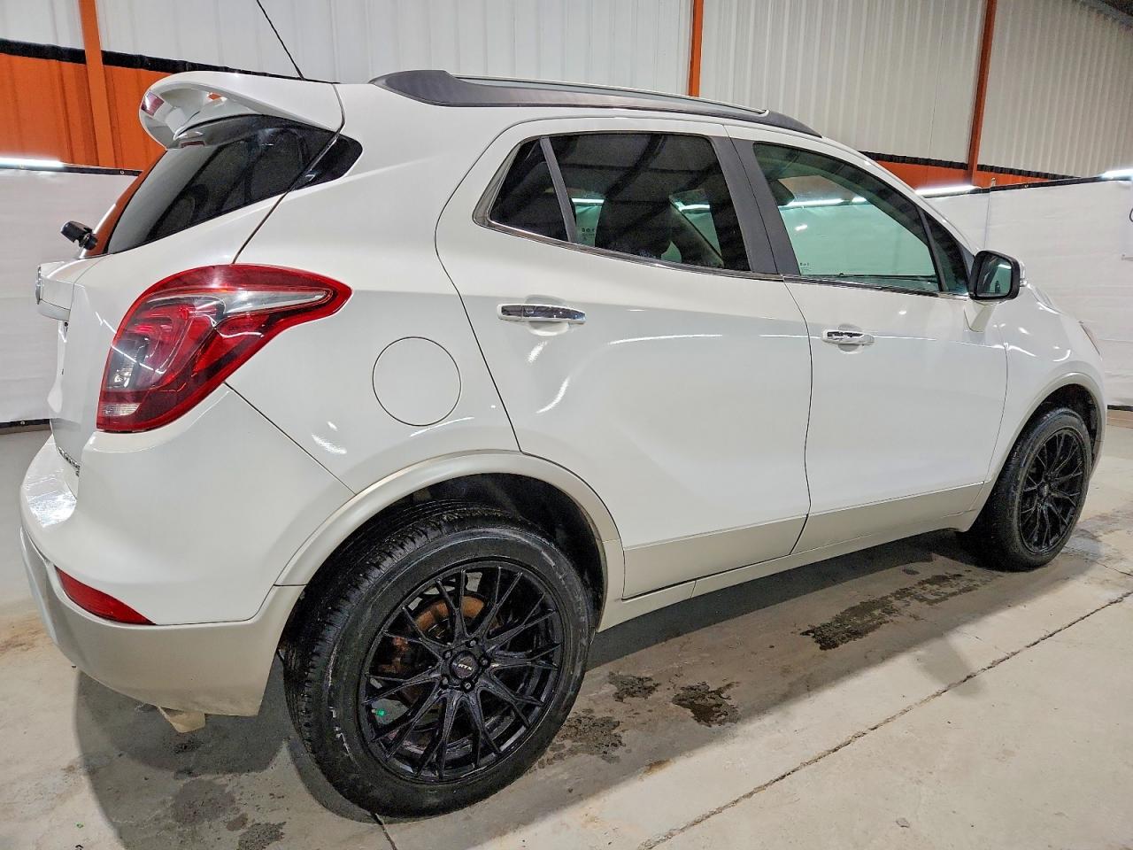 2017 BUICK ENCORE SPORT TOURING photo 5