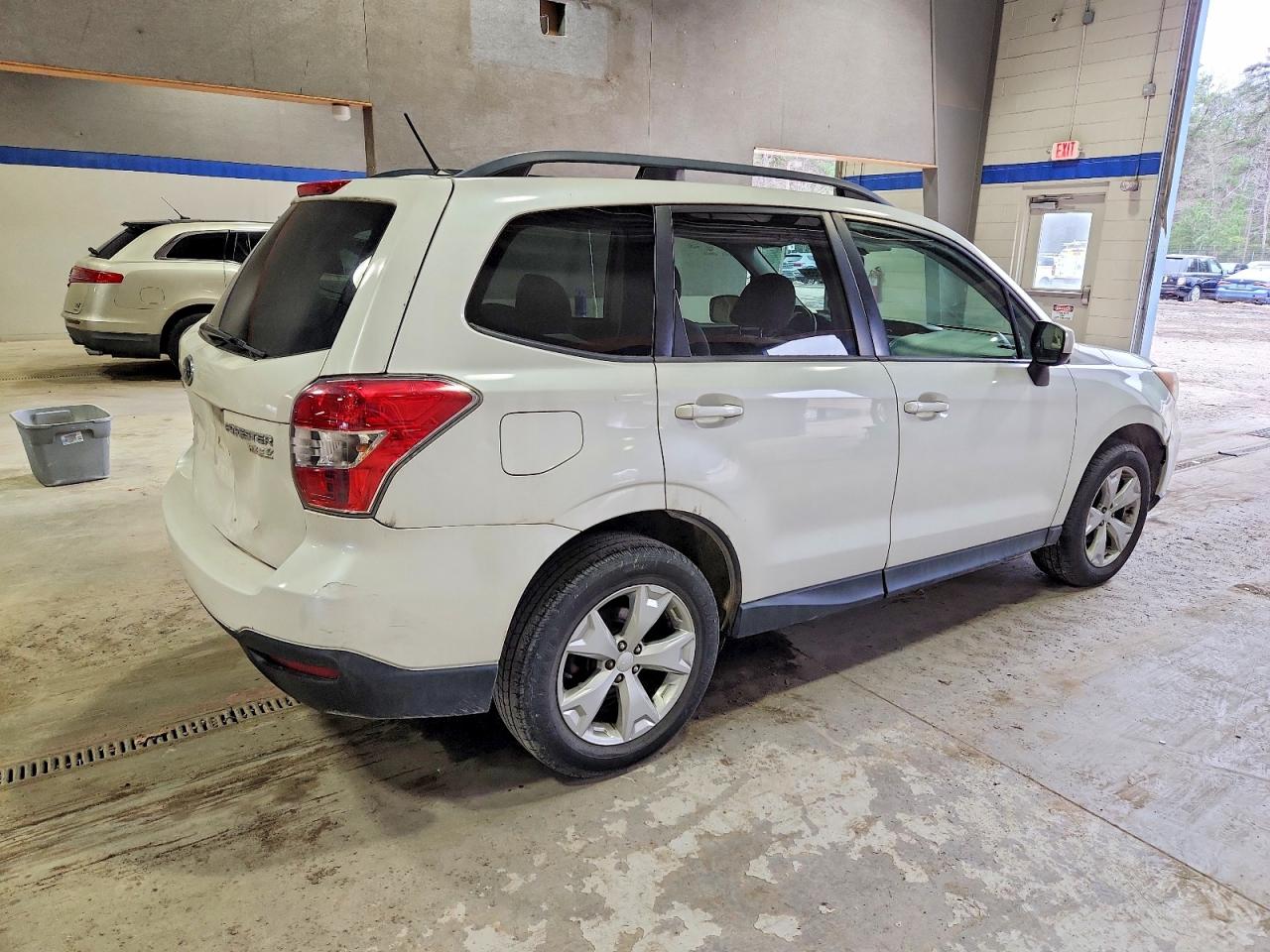 2015 SUBARU FORESTER 2.5I PREMIUM photo 3
