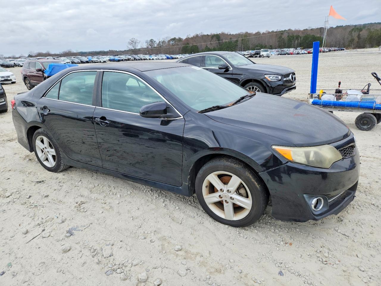 2012 TOYOTA CAMRY BASE photo 4