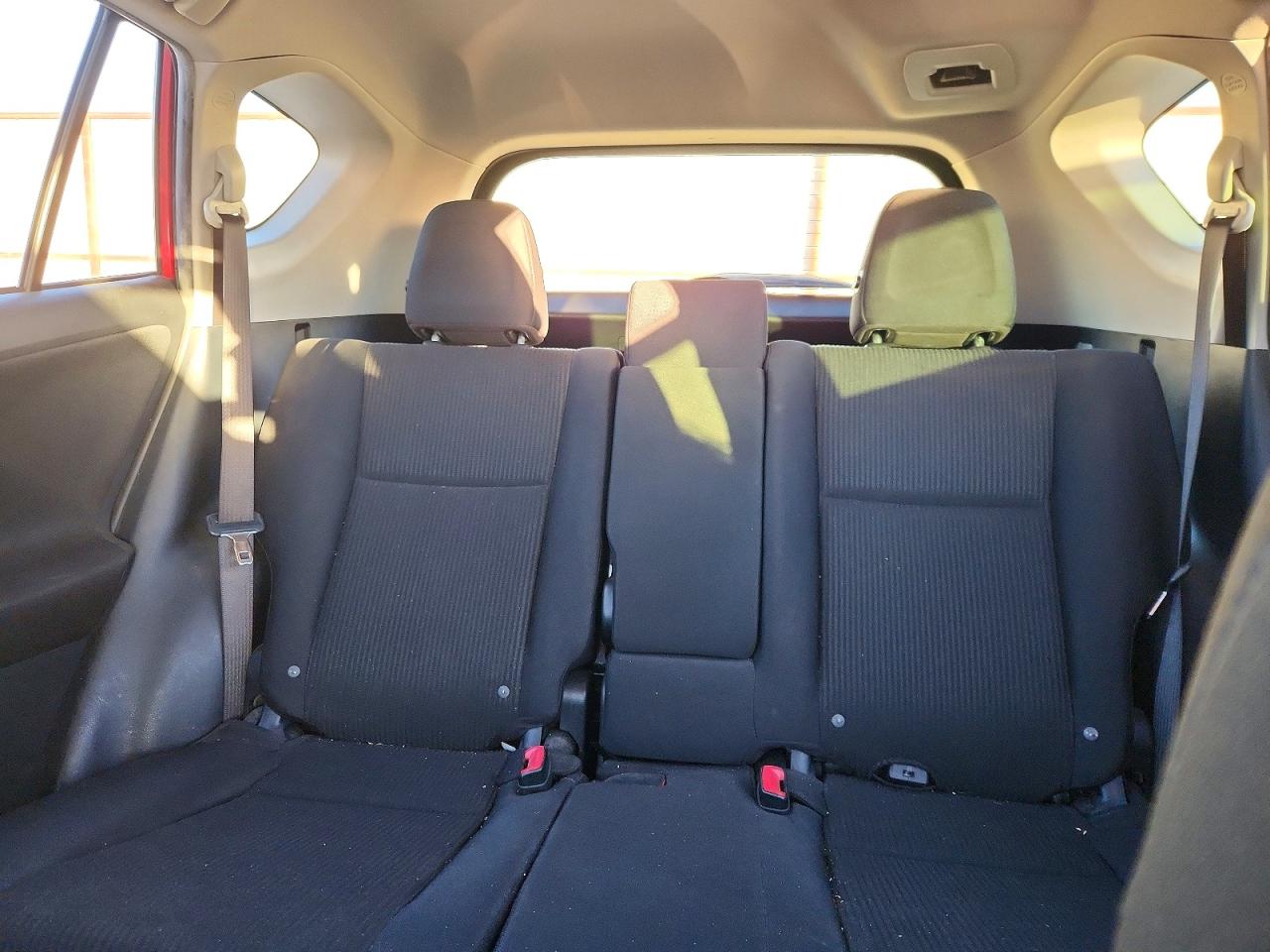 2015 TOYOTA RAV4 LE photo 10